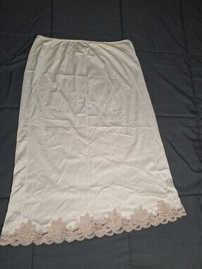 Vintage Slip Skirt French Maid Size Medium Made In Canada Lace Trim